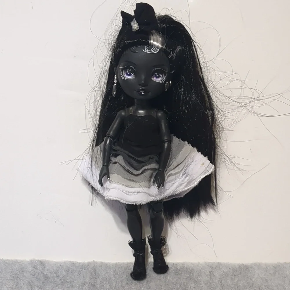 Shadow High Serie 1 Shanelle Onyx doll